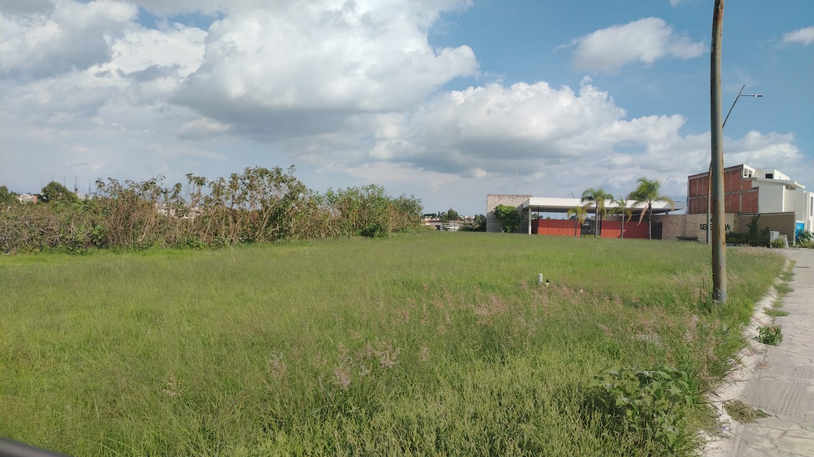 Venta terrenos fraccionamiento La Serenísima